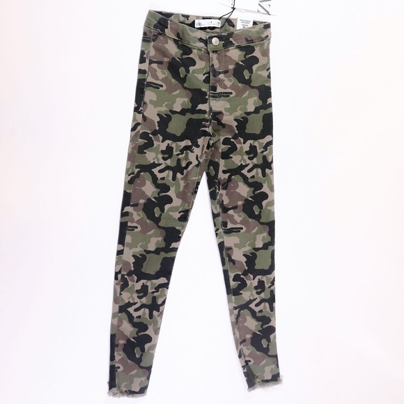 Zara Other - Zara Boy's Army Camo Print Pattern Casual Pants 8